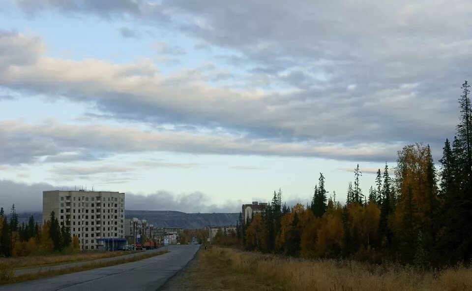 Квартира в ковдоре. Поселок Ковдор. Карелия город Ковдор. Ковдор озеро. Станция Ковдор Мурманская область.