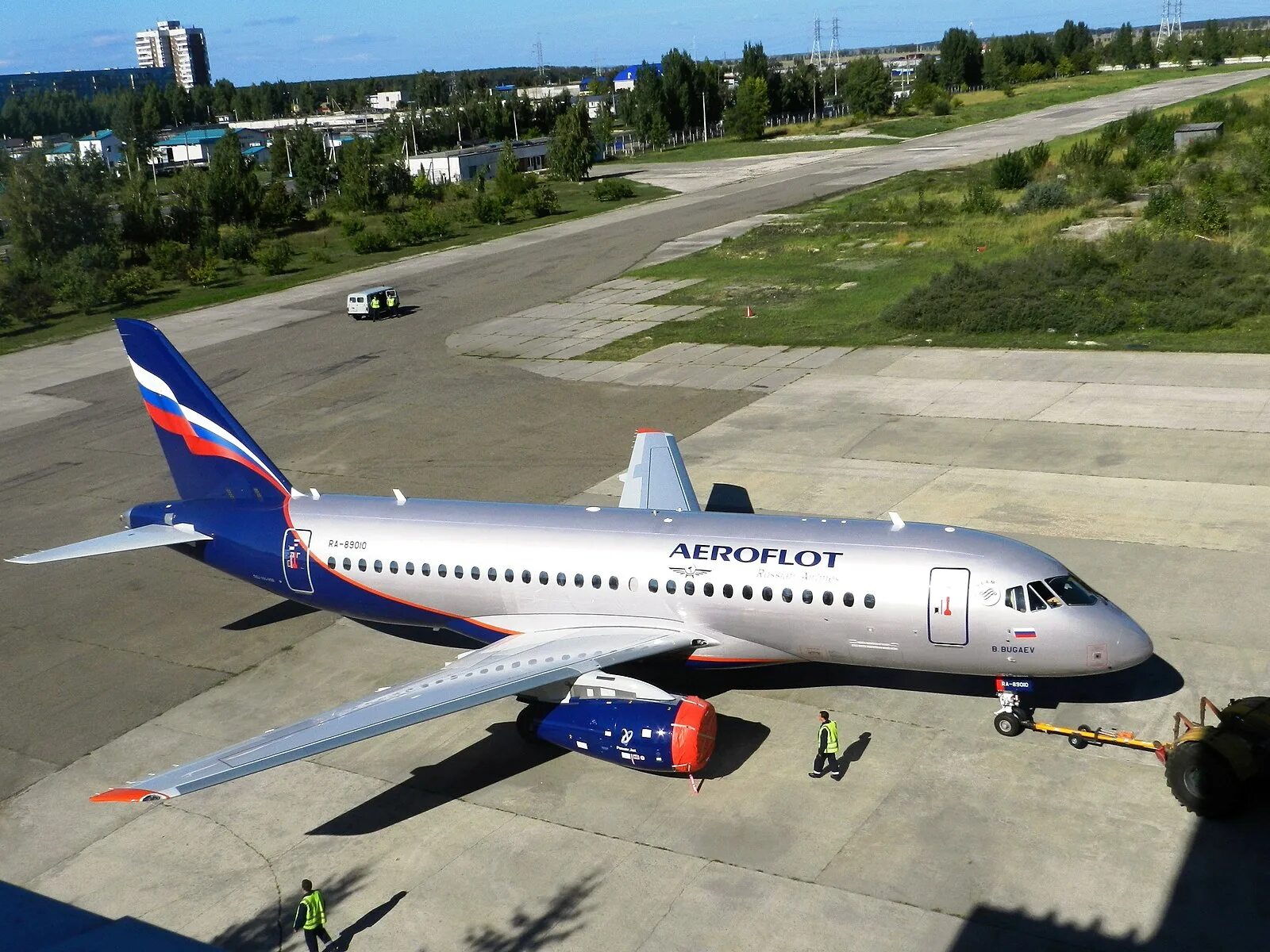 Ssj 100 аэрофлот. Ssj 100 аэрофлот. Самолеты суперджет аэрофлот. Самолеты суперджет аэрофлот. Суперджет 100.