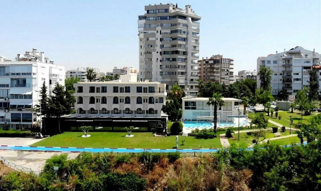 Отель муратпаша. Кишинев bernardatti hotel. British culture language school antalya. Сириус таун анталия отзывы. Отель муратпаша.