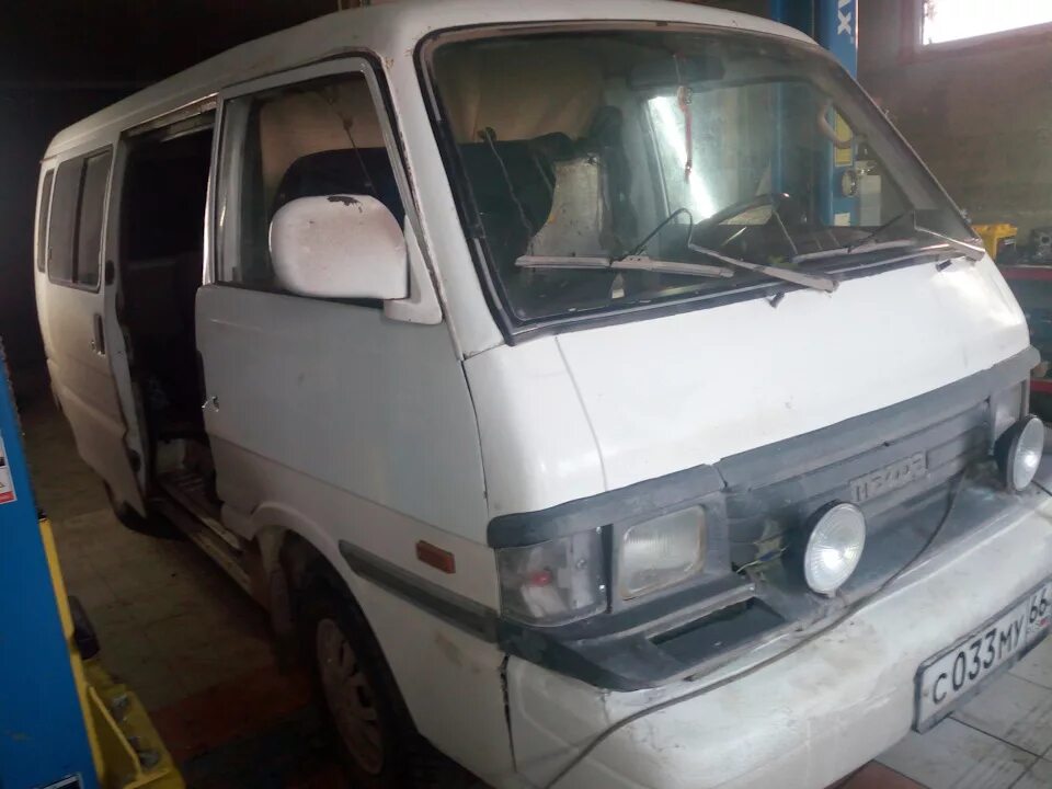 Мазда Бонго е2000. Мазда Бонго Брауни. Мазда Бонго 1987 года дизель. Mazda Bongo Brawny Lift. Куплю мазду бонго брауни