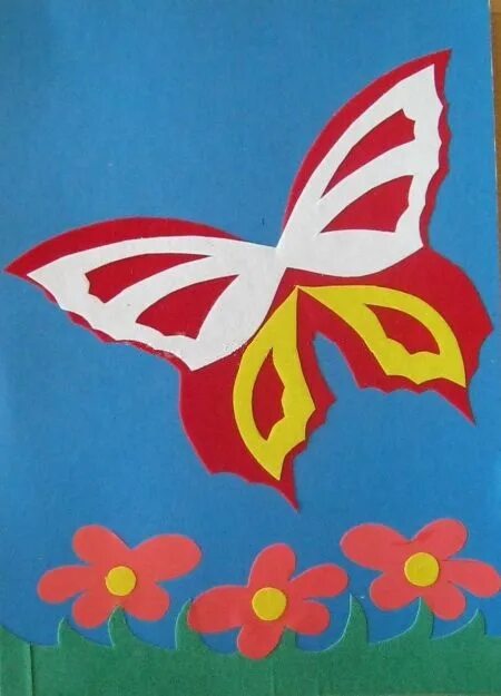 Бабочка из цветной бумаги. Объемная аппликация бабочка. Аппликация на тему бабочка. Бабочка аппликация для детей. Конспект аппликации бабочка