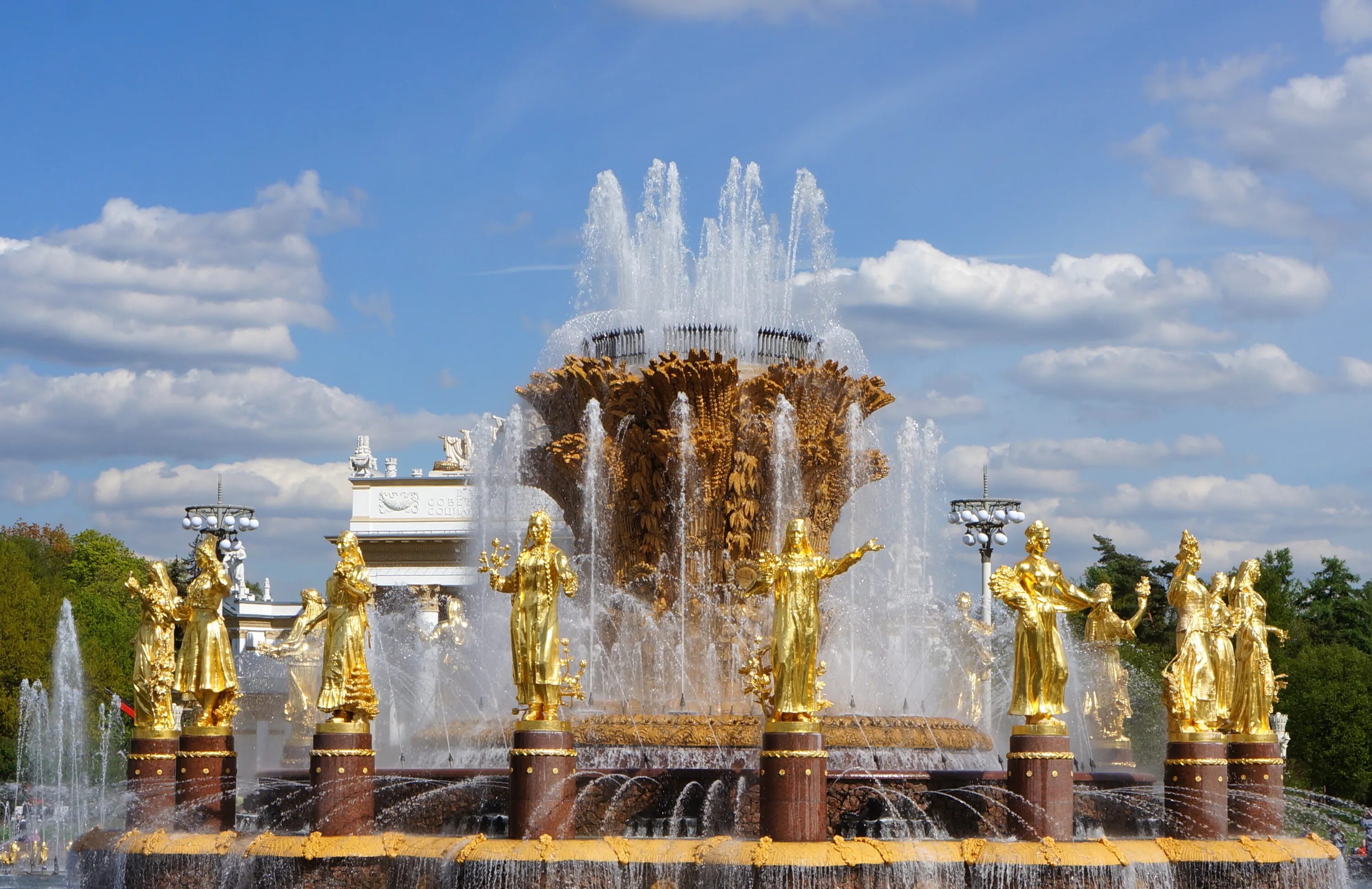 Почему не работает фонтан на вднх. Москва фонтан дружбы народов вднх. вднх фонтан дружбы. памятник вднх фонтан дружба народов.