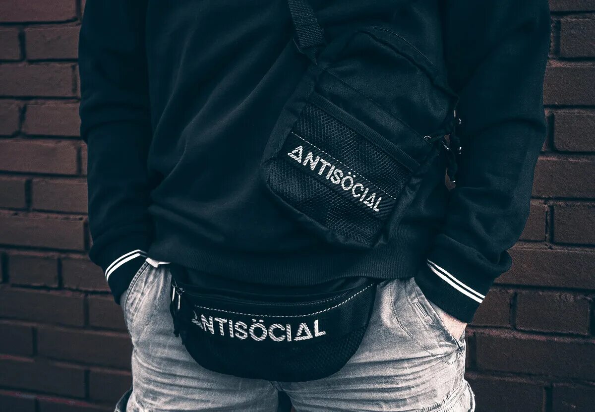 Антисоциал. Сумки Antisocial поясные. Сумка Antisocial Messenger. Сумка через плечо Antisocial. Сумка Antisocial мужская.