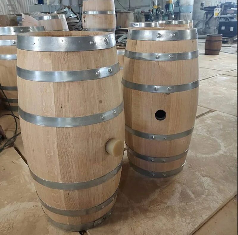 Под бочек как правильно. Система сбора дождевой воды с крыши для полива. Обруч металлический для деревянной бочки. Под бочек как правильно. Под бочек как правильно.