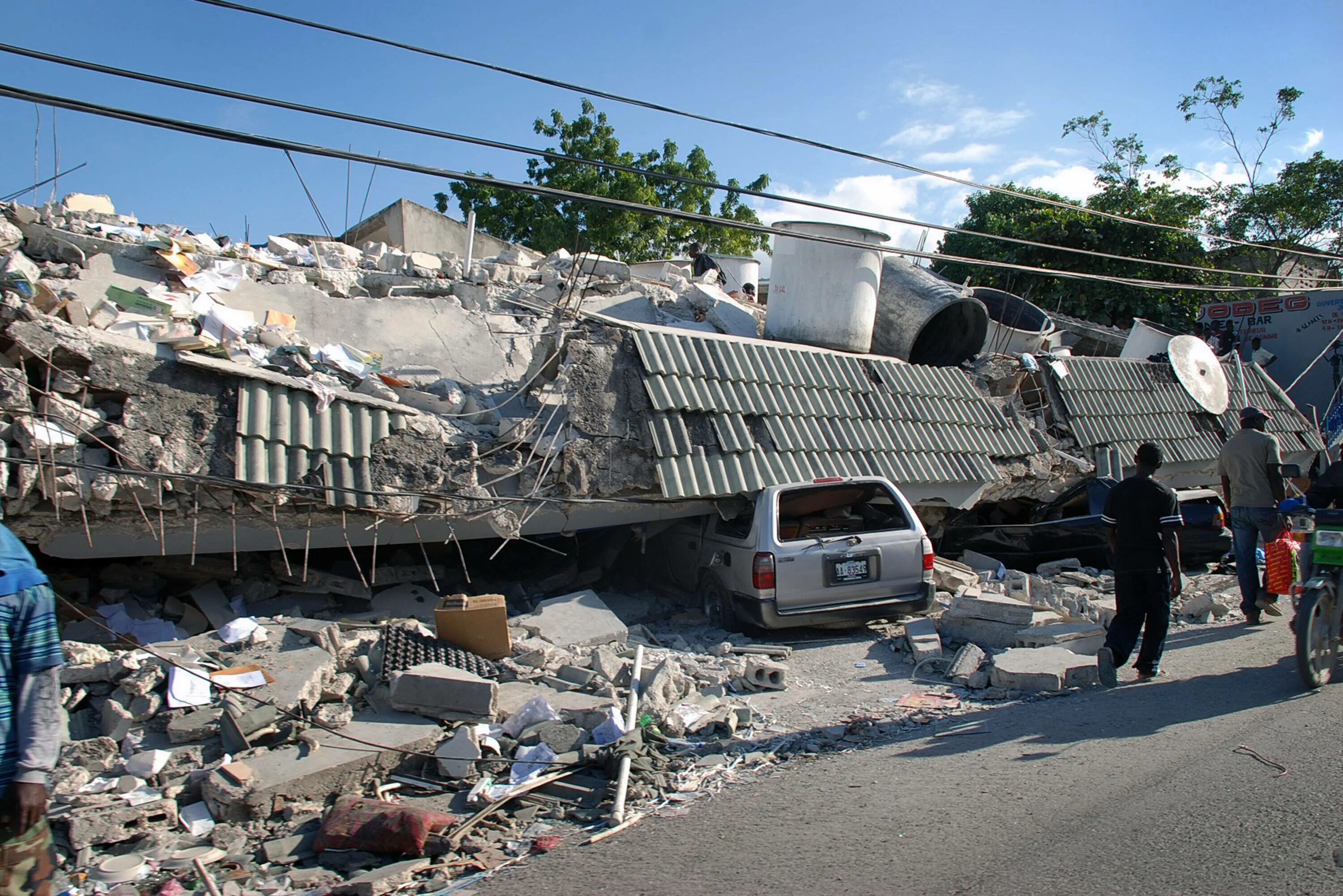 Большие землетрясения. Haiti earthquake 2010. Землетрясение на Гаити 12 января 2010 года. Порто Пренс Гаити землетрясение.