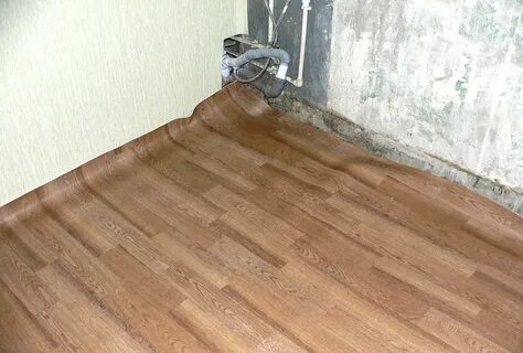 Можно на ламинат положить линолеум в квартире