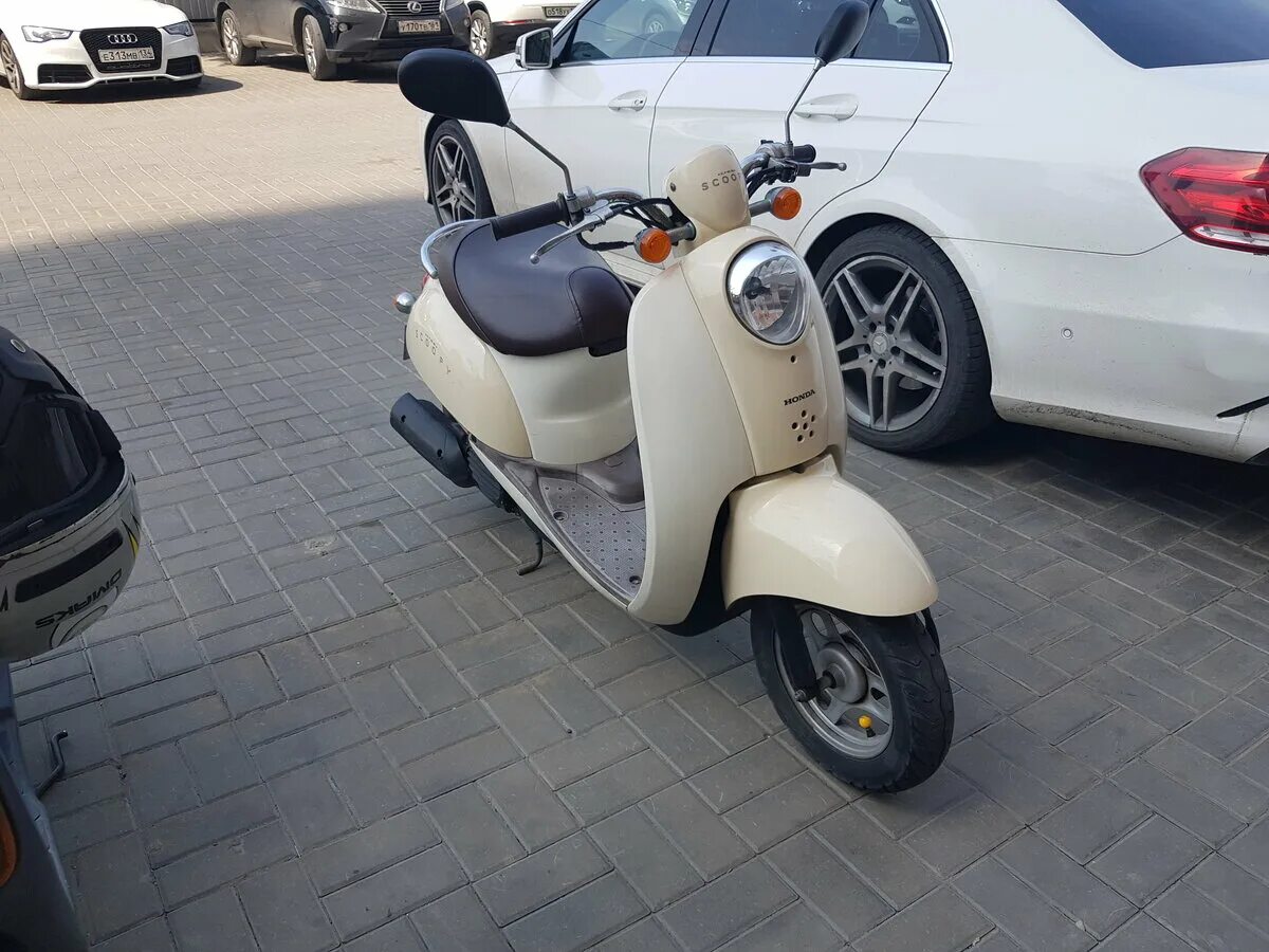 Honda crea scoopy. Хонда креа скупи аф 55. Honda scoopy 110. Honda crea scoopy. Скутер honda crea scoopy af55.