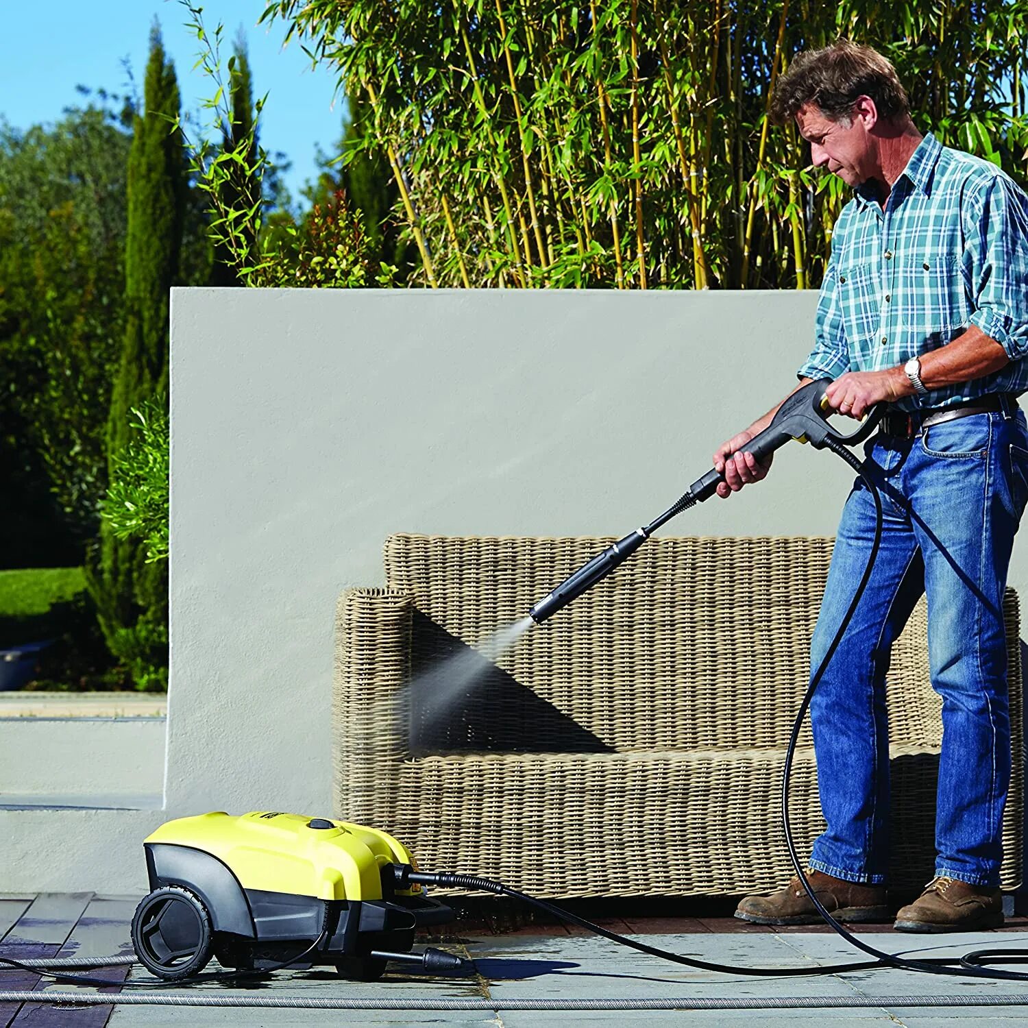 Забор керхер. Karcher k 4 Compact. Karcher k 4 Basic. Мойка Karcher k 4 Compact 1.637-310. Karcher k4 Basic car.