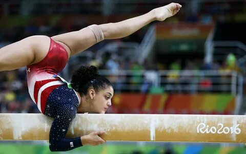 Laurie Hernandez Beam Olympics 2016.