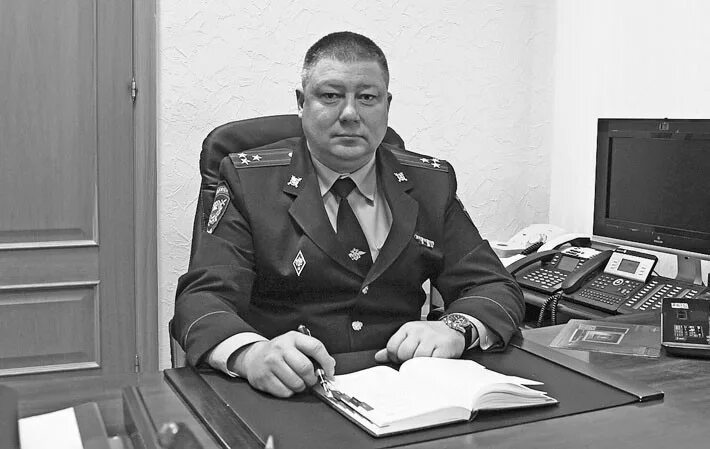 Курск телефон начальника. Начальник увд города курска. Директор школы 36 тулиев. Курск телефон начальника. Курск телефон начальника.