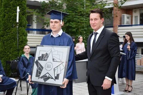 Выпускники академии