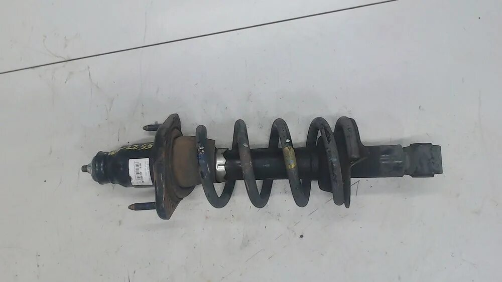 стойка амортизатора задняя хонда срв 4. амортизатор хонда срв 4. задние амортизаторы хонда срв 3 поколения. амортизатор задний хонда срв 3. амортизатор хонда срв 4.
