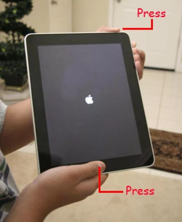 Ipad не включается. Это не планшет. планшет выключенный. планшет с выключенным экраном. жесткая перезагрузка ipad.