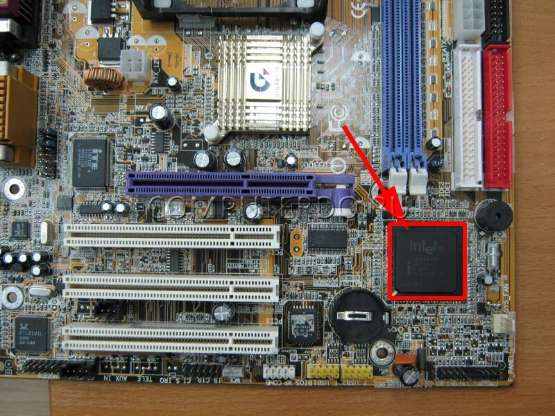 радиатор на южный мост материнской платы. южный мост ноутбук dell bga. греется северный мост. греется южный мост. южный мост материнской платы x79.