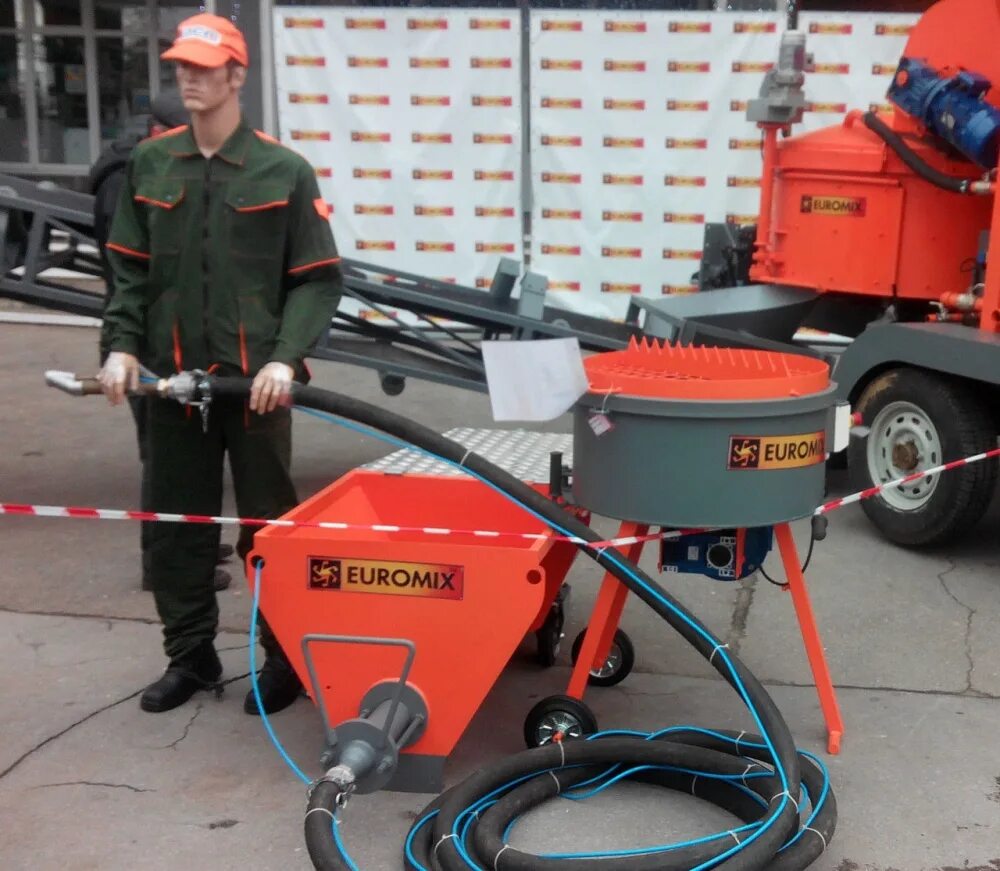 штукатурная машина pft ritmo xl. приспособления малой механизации. штукатурная станция pft g4 smart. штукатурный агрегат kaleta – 1. оборудование для механизации работ.