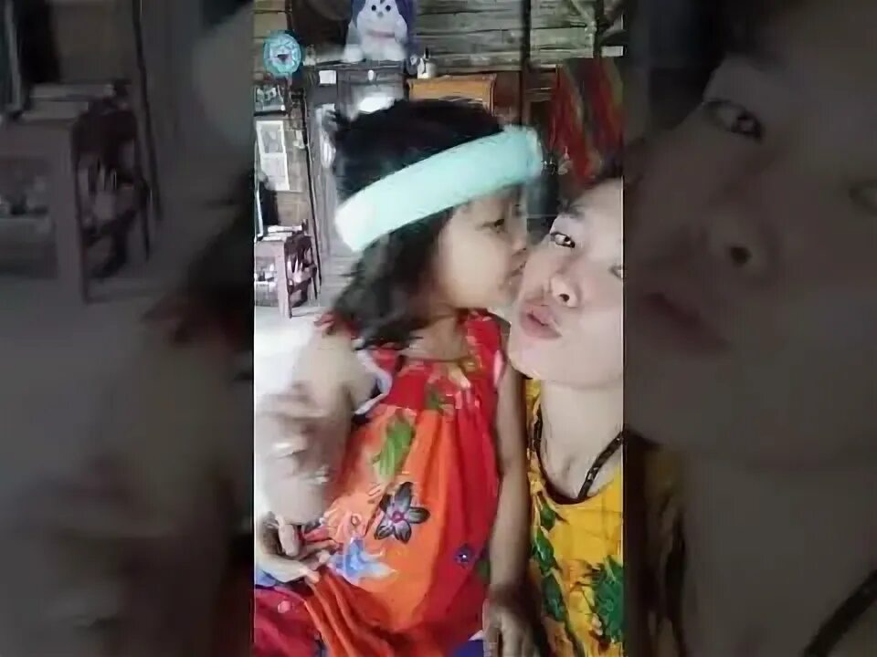 Video tante keponakan. Video tante keponakan. Anak kecil vs tante bandung hotel full девочка. Tante vs ponakan в ванной. Video tante keponakan.