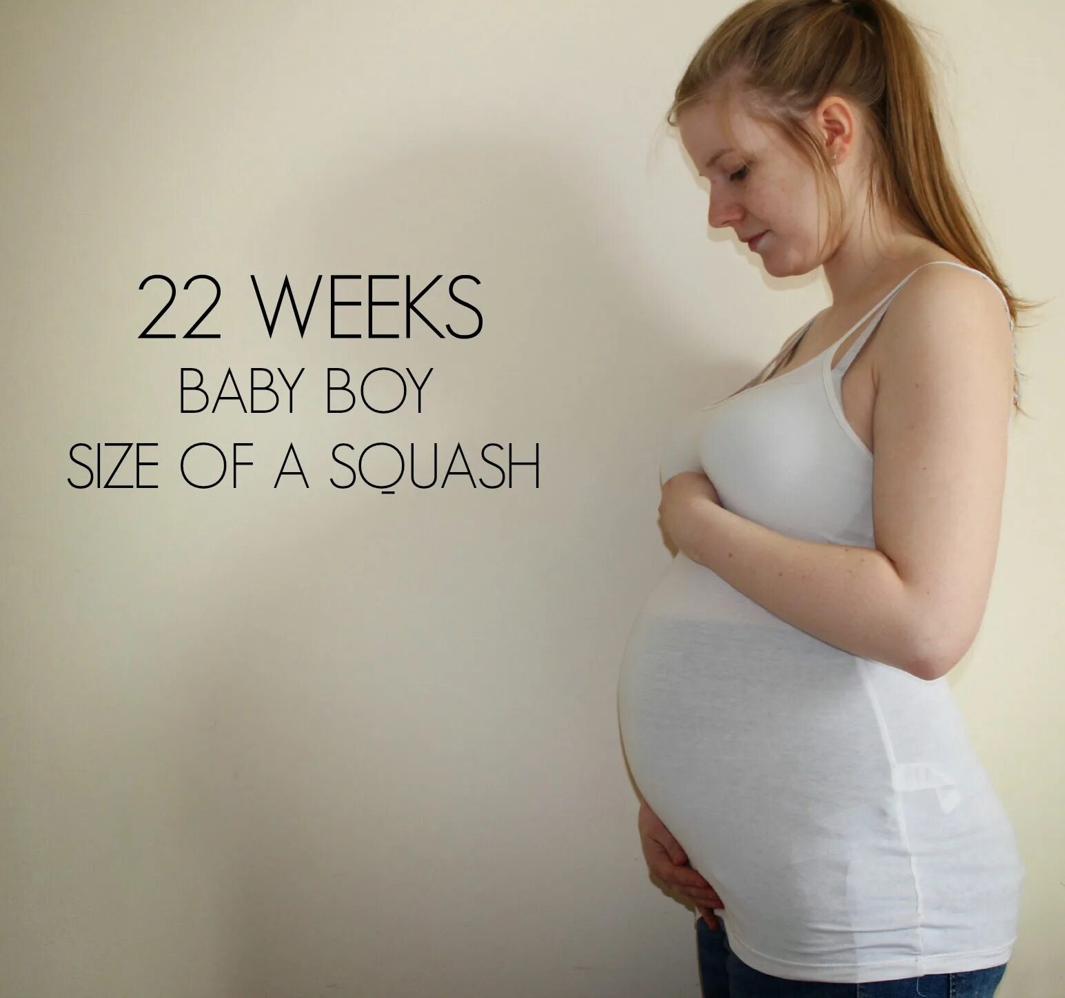 22 неделя отзывы. 25 Неделя беременности фото. Фото беременных с текстом.