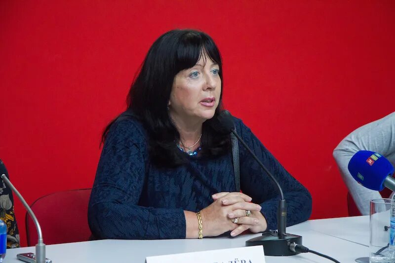 Ведувшая. Анна ведут. Ведувшая. Ведута елена николаевна фото. Елена ведута фото.