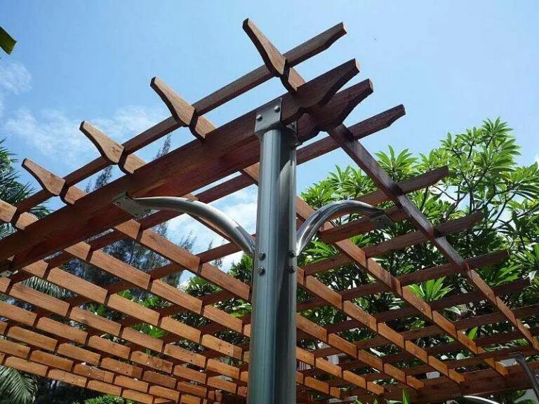 Опоры для навеса. Опоры для навеса. Опоры для навеса. Деревянный навес для винограда. Навес айра.