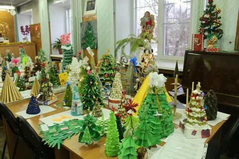 Выставка елок