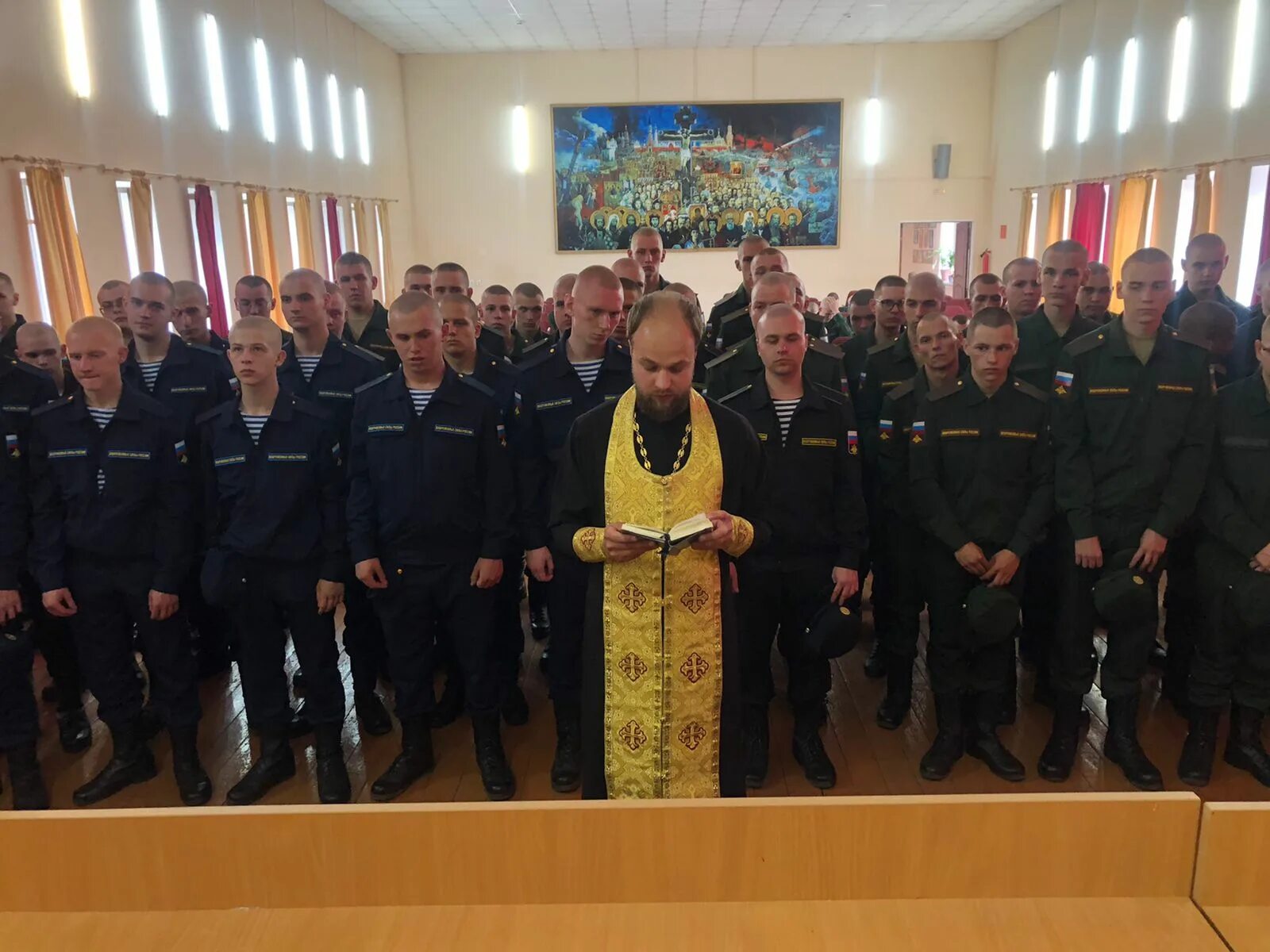 Вологодский комиссариат вологодской области. Сотрудник военкомата. Военный комиссар Ленинградской области. Встреча военный Комиссаров райвоенкомата. Военный комиссар Тверской области.