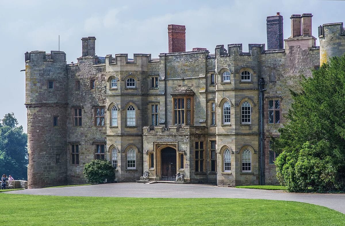 Известные графства. Замок крофт в англии. Замок лидс (leeds castle). Известные графства. Бликлинг-холл — усадьбу в графстве норфолк.