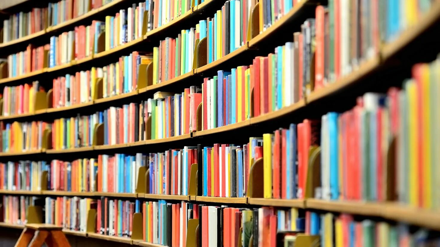 Библиотека сайт. Баннер для библиотеки. фон для баннера библиотека. картинки библиотека и книги. полки для книг.