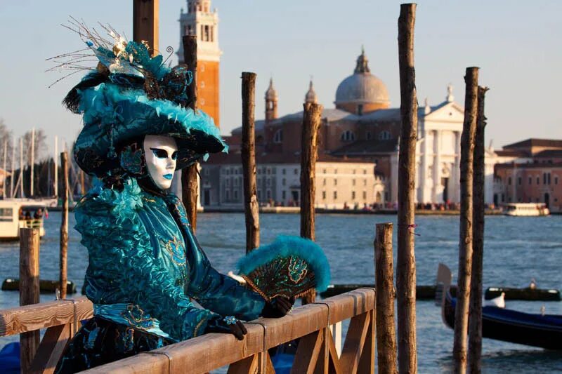 Дама ди. Венецианский карнавал Сан Марко. Венецианский карнавал Жюль Демерссман. Венеция карнавал гондола. Венецианский карнавал площадь Сан Марко.