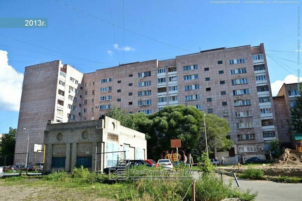 Perm, Ekaterininskaya st house 141. Apartment house