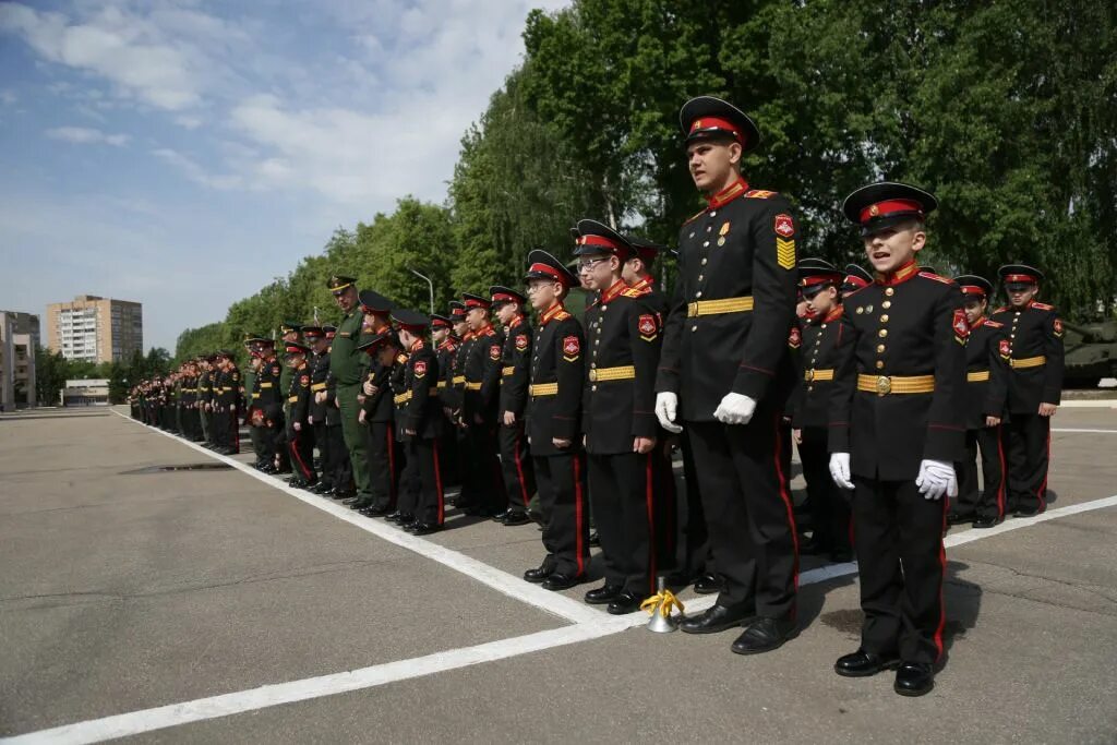 Сву последние новости. Московское Суворовское военное училище, Москва. Суворовское училище на Бабушкинской. Московского Суворовского военного училища выпускники. Суворовское училище в Москве.