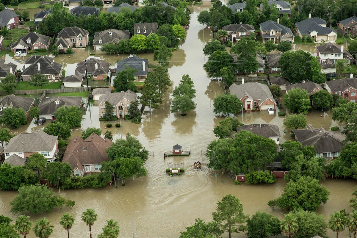 Flooding definition. Flood. flood [flʌd]. flood picture. houston flooding.