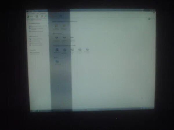 темная полоса на экране жк. полоски матрицы samsung le40a330j1. черная вертикальная полоса на жк телевизоре самсунг. телевизор самсунг ps50b430p2w вертикальные полосы. полосы на экране.