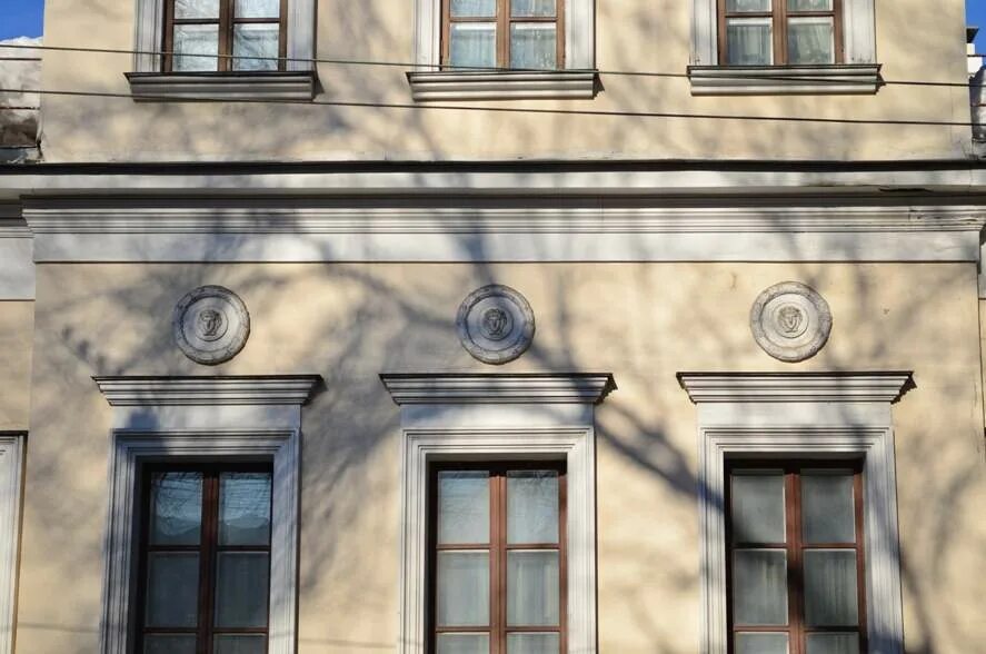 Window post
