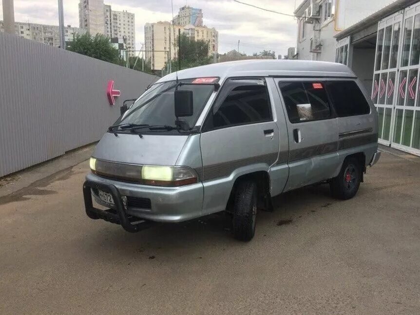 Таун айс 1990. Toyota Town Ace 1990. Тойота Town Ace 1990. Toyota Town Ace 2.0 МТ, 1990. Тойота Town Ace 1990 года.