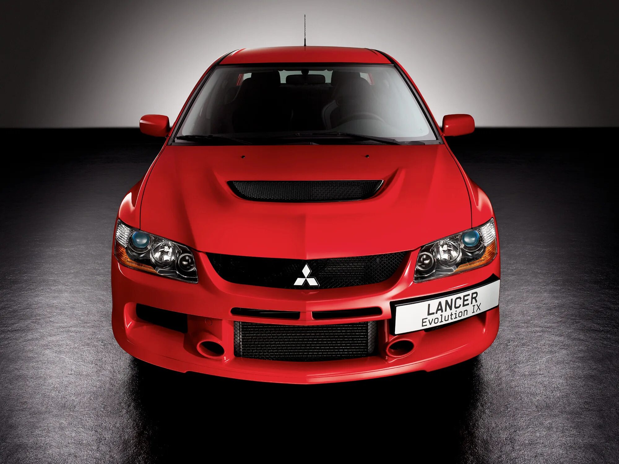 Mitsubishi evo 11 2024. Митсубиси Лансер Эволюшн. Лансер 9 Эволюшн. Мицубиси Лансер Эволюшн 2005. Mitsubishi Lancer EVO 2005.