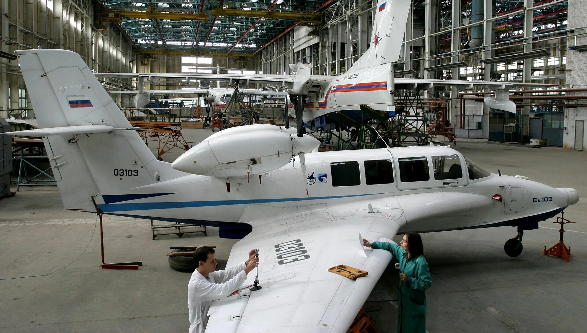 Авиационный завод таганрог. Завод имени Бериева в Таганроге. Таганрогский авиационный научно-технический комплекс им. г.м. Бериева. КБ Бериева Таганрог. Таганрогский самолетостроительный завод.