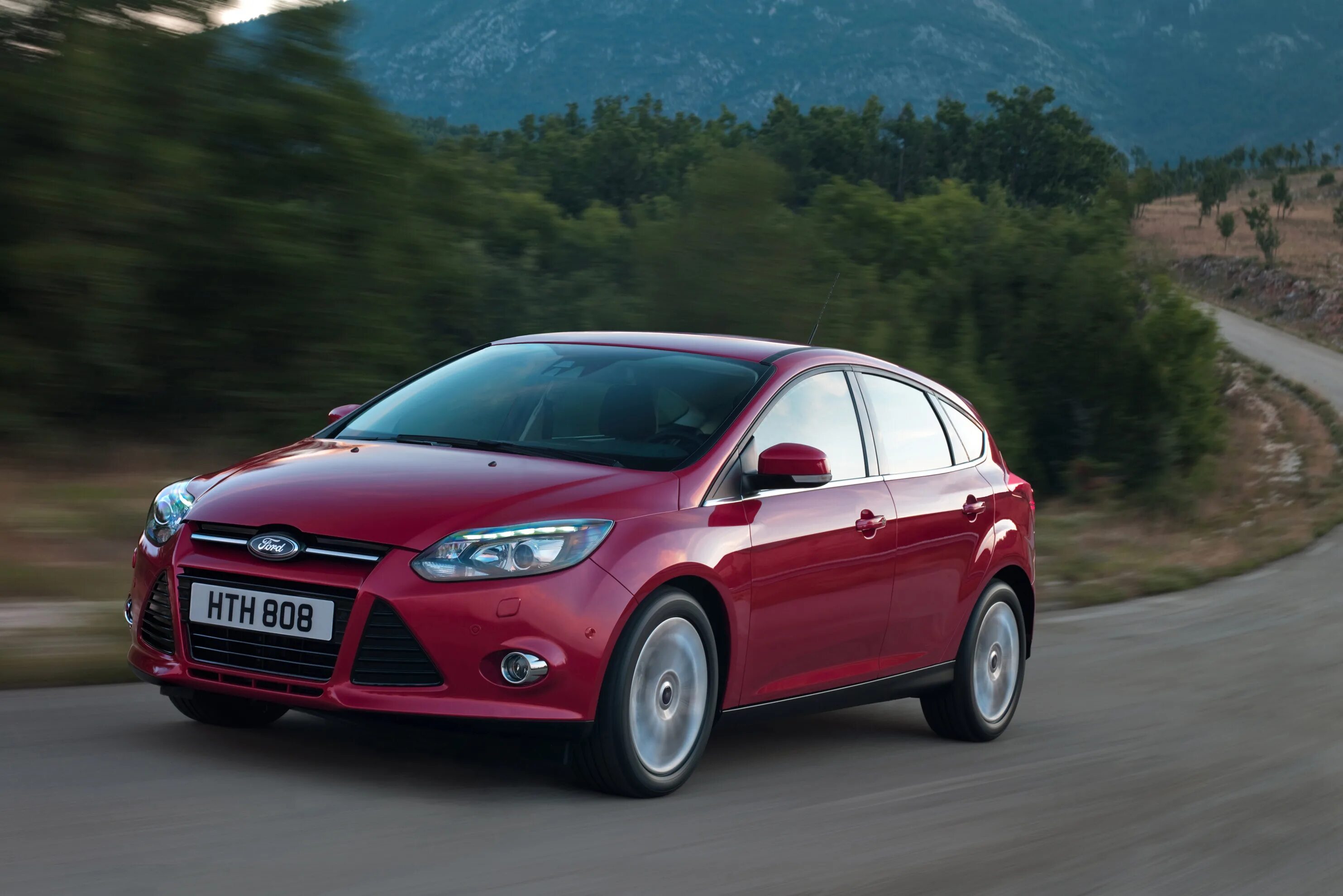 Красивые хэтчбеки. Ford Focus 2012 Hatchback. Ford Focus 2011. Ford Focus 2011 хэтчбек. Форд фокус 3 2012.