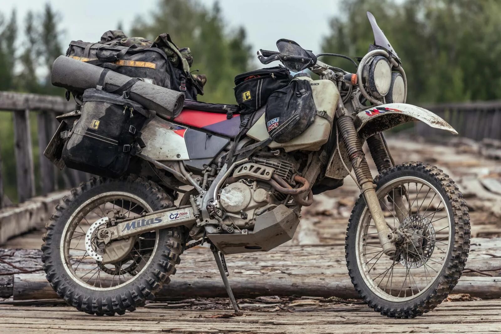 Go prepared. Хонда XR 250 Baja. XR 250 Baja Custom. Honda XR Baja 250 2002. Honda xr250 Adventure.