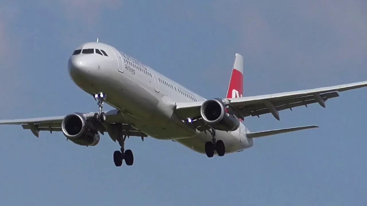 Северная 321. А321 северный ветер. airbus a321 nordwind. vq-brs анталия. nordwind airlines a321 hard landing.