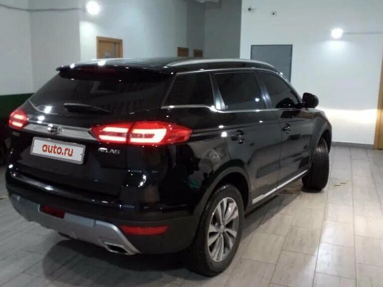 Джили тугела цвета. Geely Atlas 2023 черный. Джили атлас 2.0 механика. Geely Atlas 2019 чёрный. Джили атлас l 2023 в черном цвете.