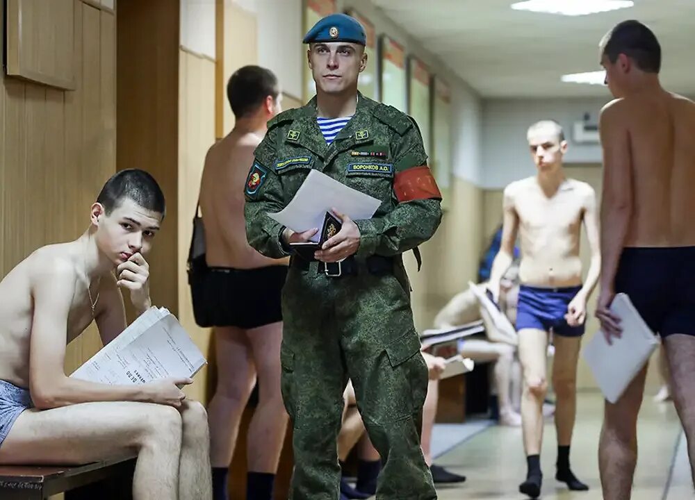 Мужской призывной возраст