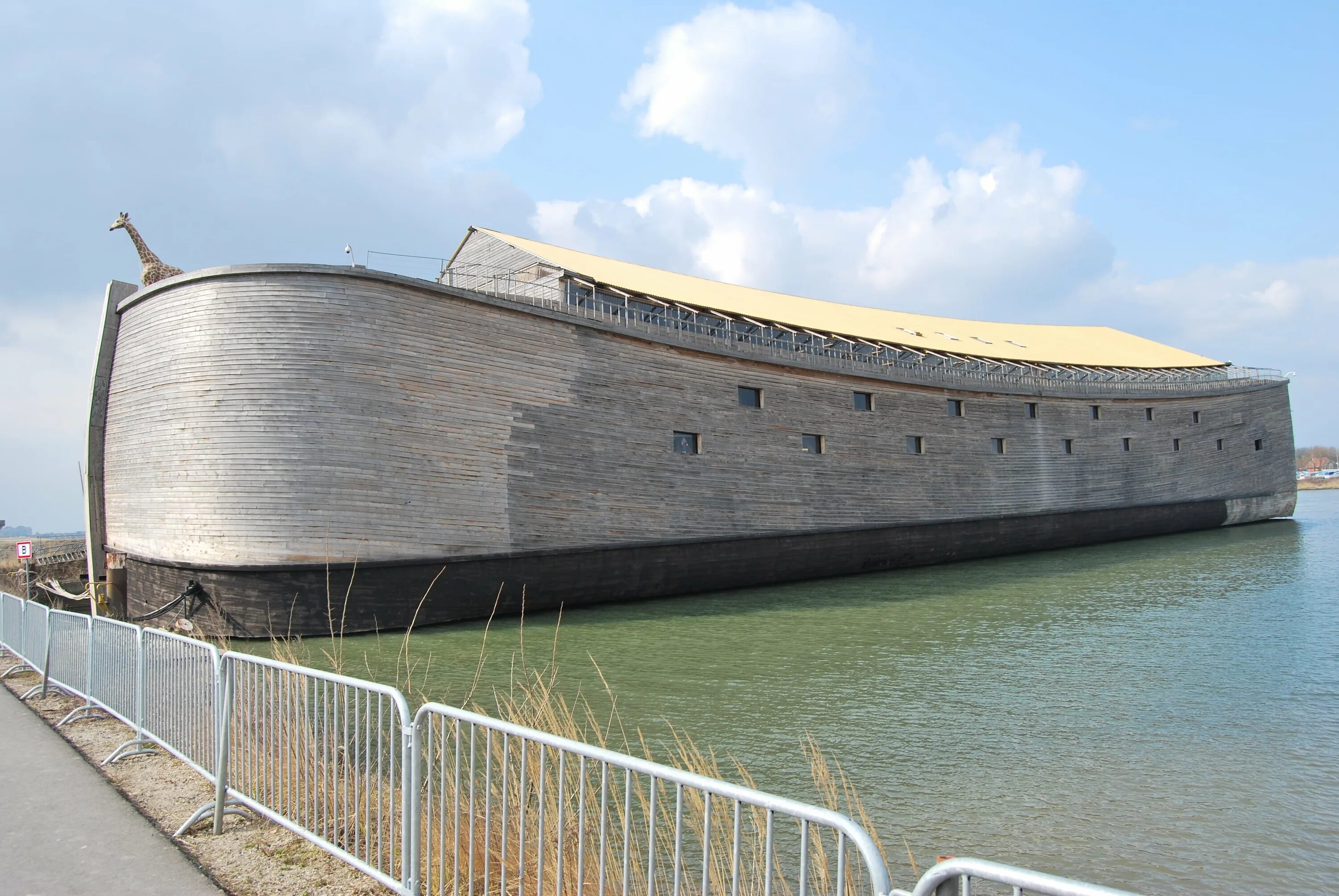 Noah s ark. Ноев Ковчег. Ковчег ноя. Ноев Ковчег корабль. Ноев Ковчег Голландия.