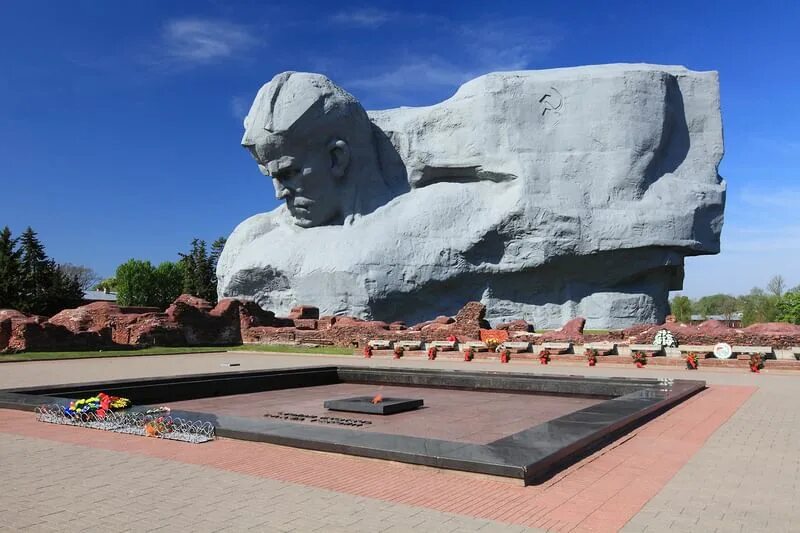 Архитектор Занкович: Машеров торопил с мемориалом в Брестской крепости - 07.05.2
