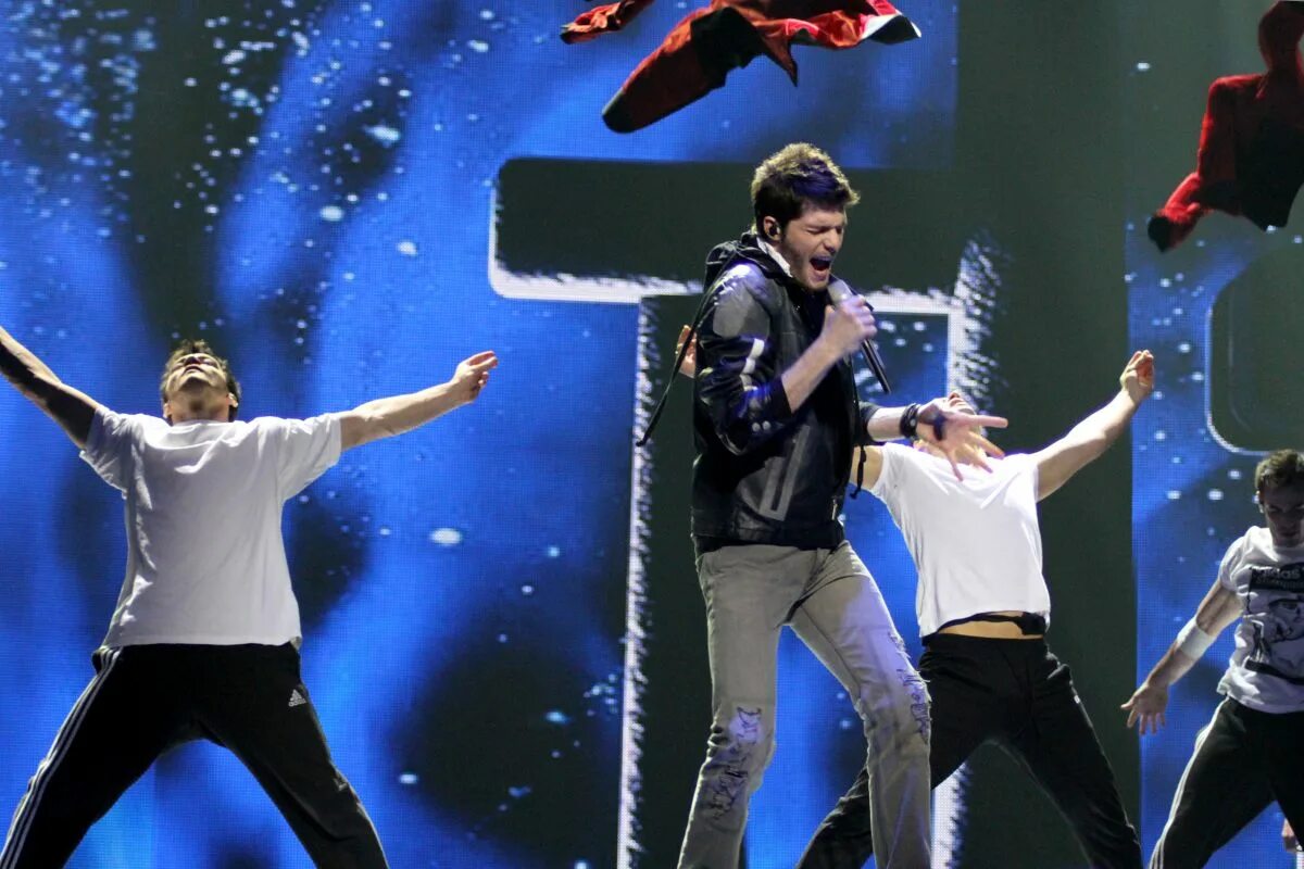 Eurovision finals. Победитель Евровидения 2011. Евровидение 2011 Греция. Франция Евровидение 2011. Евровидение 2011 Азербайджан.