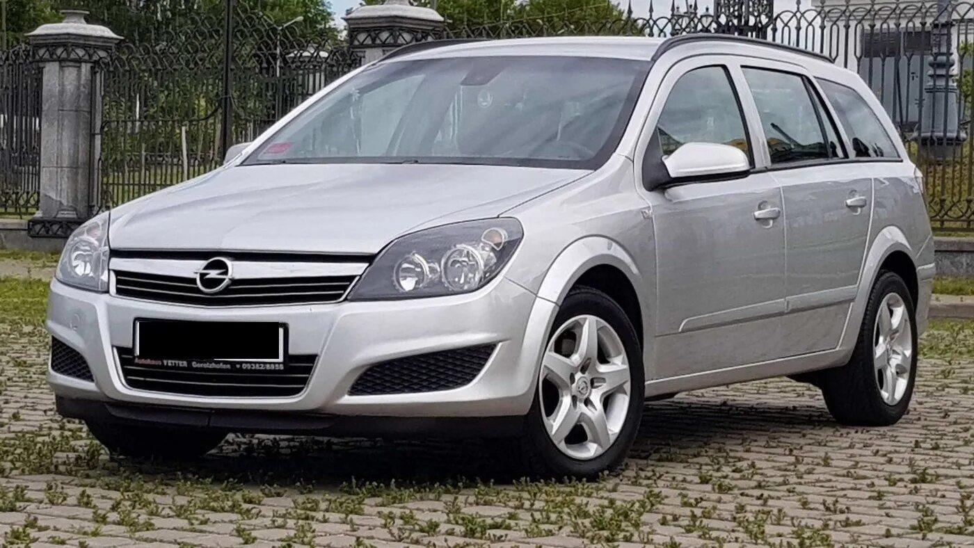 Купить опель в крыму бу. Opel Astra h l35 универсал. 2008 Opel Astra 1 9.