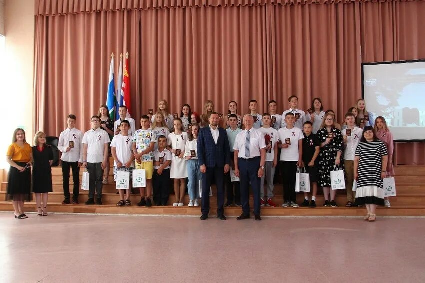 Церемония награждения. Торжественное вручение паспортов. Глава города Каменск Уральский 2022. День города Каменск Уральский. Новости ру каменск уральский