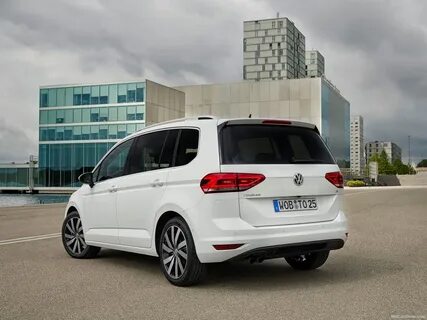 Volkswagen touran 4