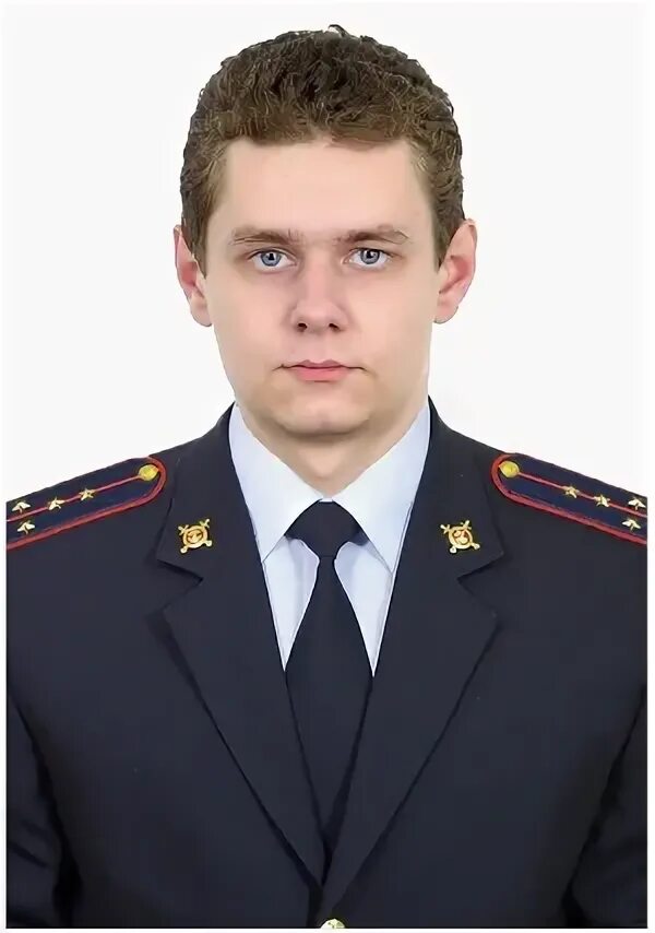 Капитан полиции Кузнецов в.о. Участковый петрович
