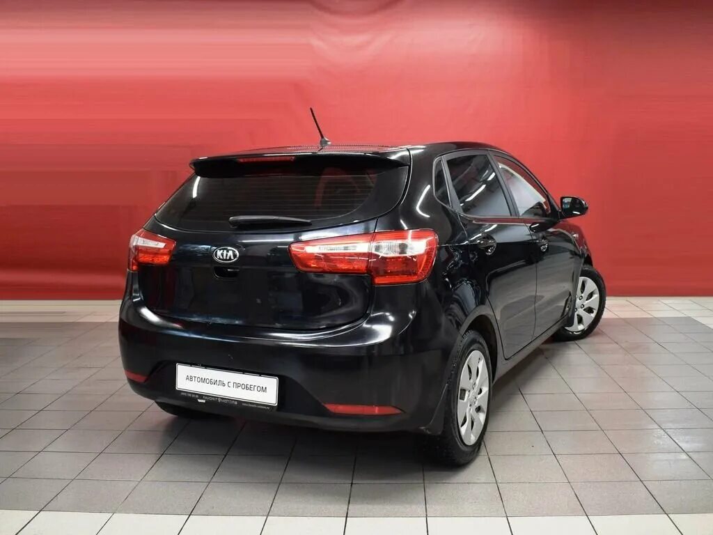 Kia Rio 2013 черная хэтчбек. Kia Rio 2015 хэтчбек черный. Kia Rio 3 2017 чёрный. Kia Rio 2014 хэтчбек. Авито хэтчбек автомат