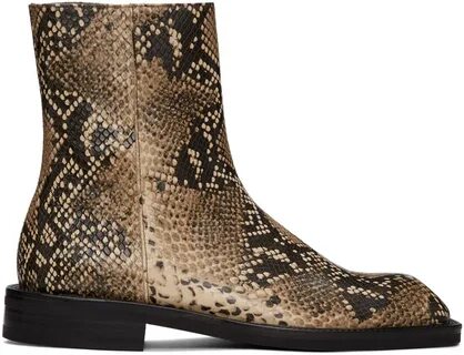 Bell boots